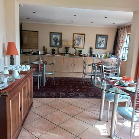 Cherry Tree Cottage B&B Linden Johannesburg Luaran gambar