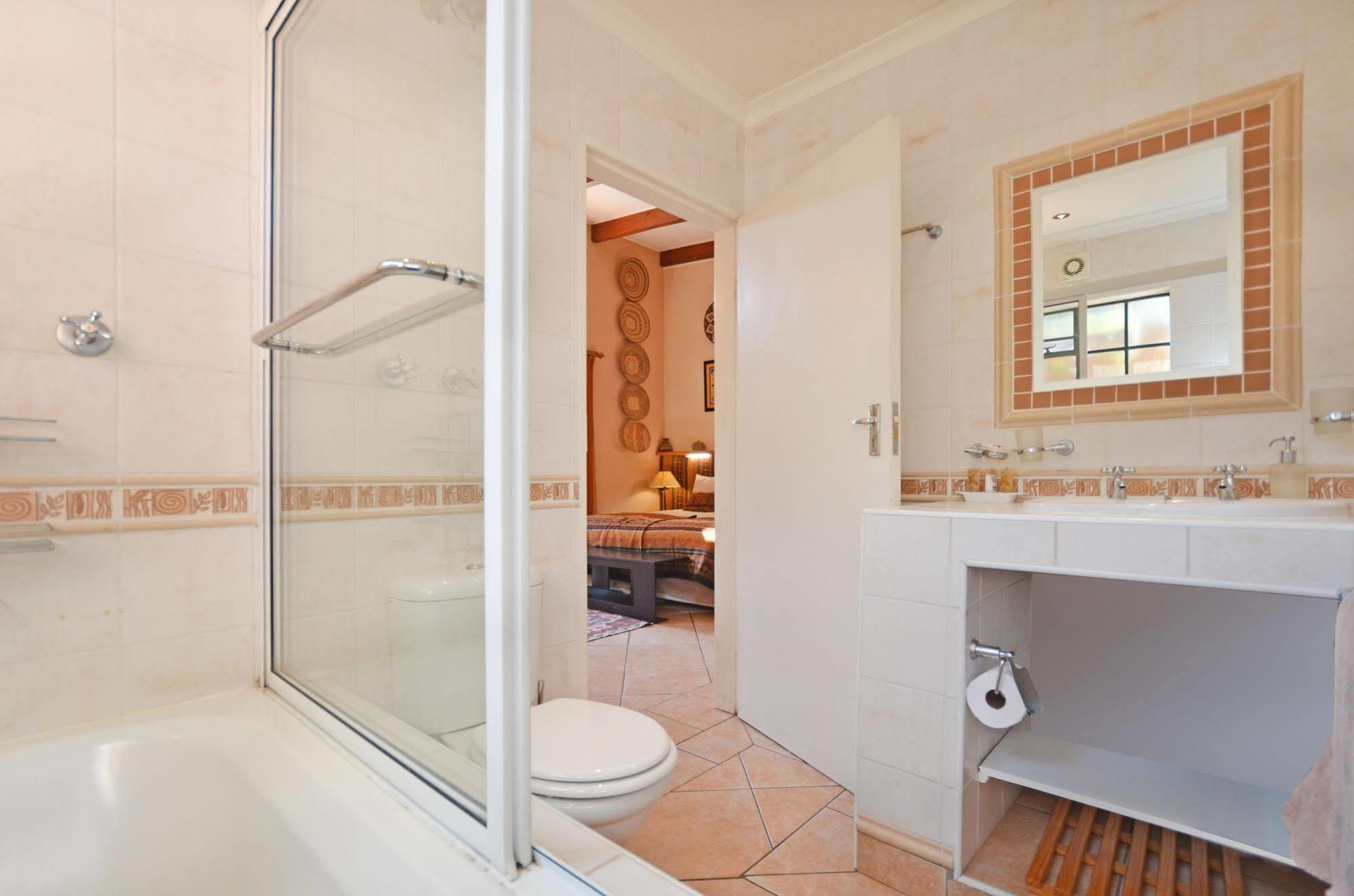 Cherry Tree Cottage B&B Linden Johannesburg Luaran gambar